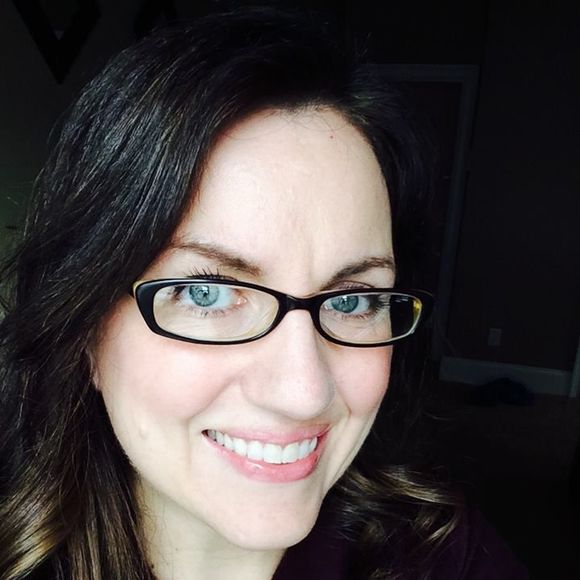 Meet your Posher, Hannah - Picture 1 of 1